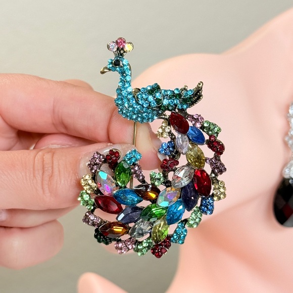 ⚜️ Colorful Peacock Brooch - Picture 6 of 6